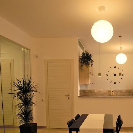 Phalanthos Taranto Bed & Breakfast ภายนอก รูปภาพ