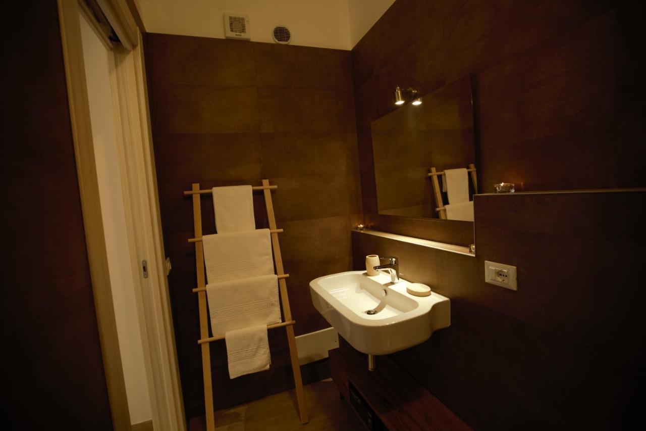 Phalanthos Taranto Bed & Breakfast ภายนอก รูปภาพ