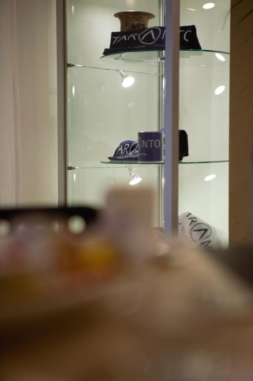 Phalanthos Taranto Bed & Breakfast ภายนอก รูปภาพ